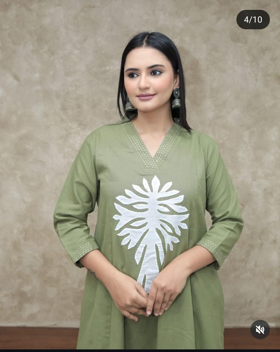 Women Green Cotton Aplic work Kurta Pant set