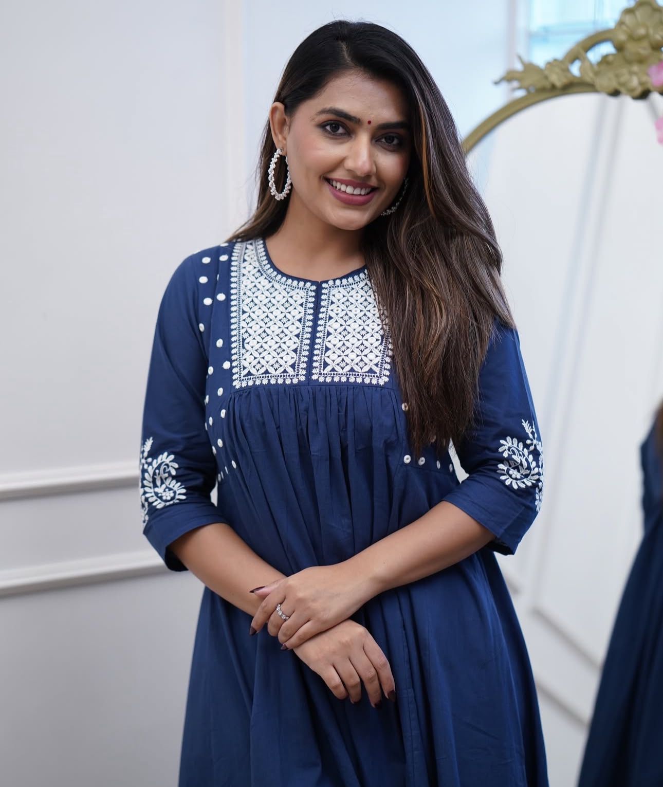 Women Blue Cotton Embroidery Kurta Pant set