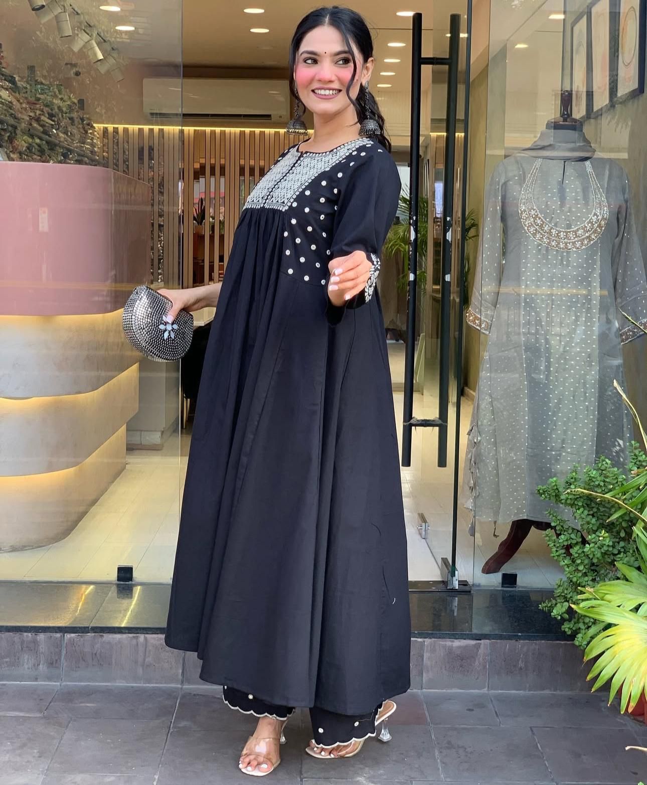 Women Black Cotton Embroidery Kurta Pant set