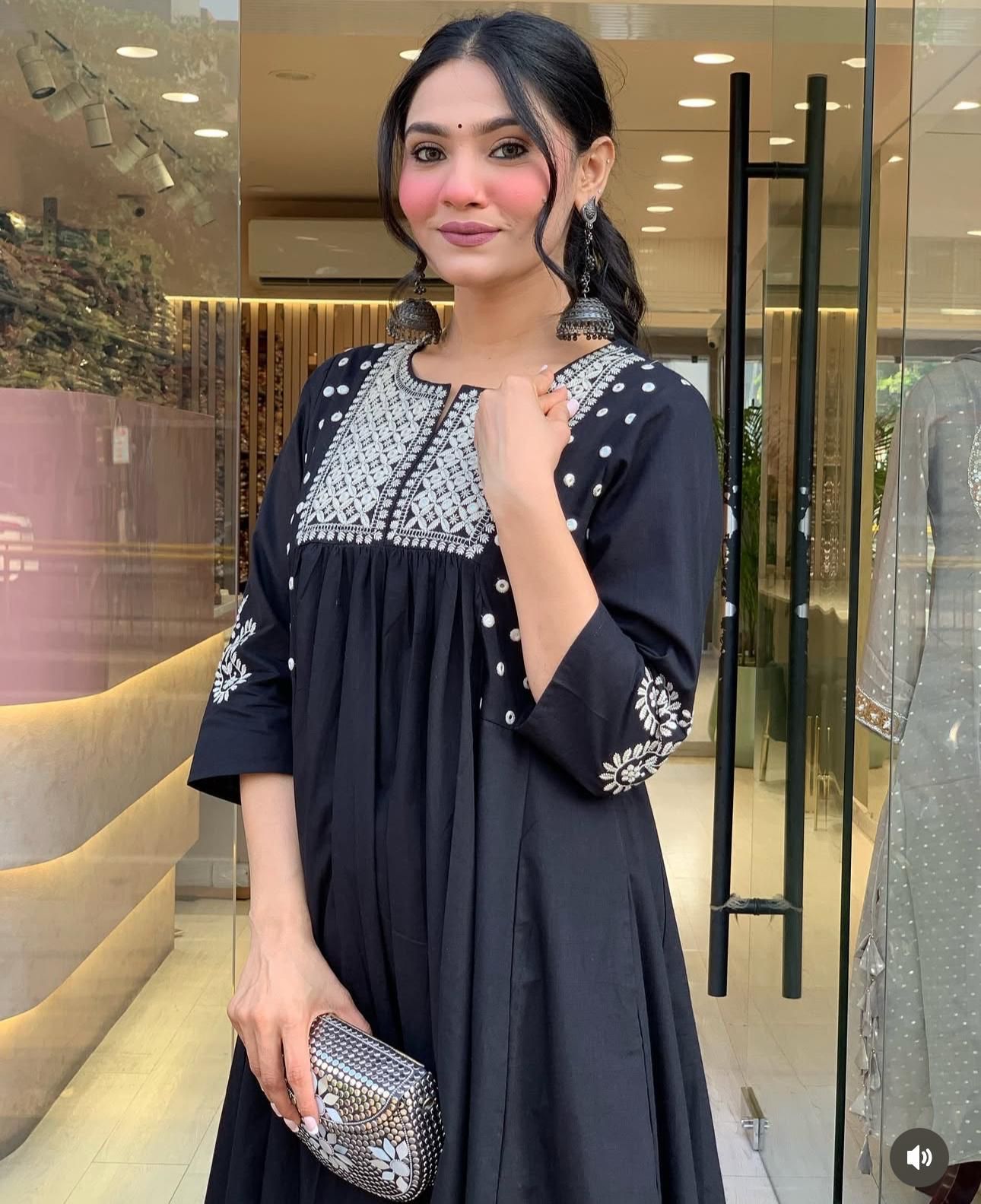 Women Black Cotton Embroidery Kurta Pant set