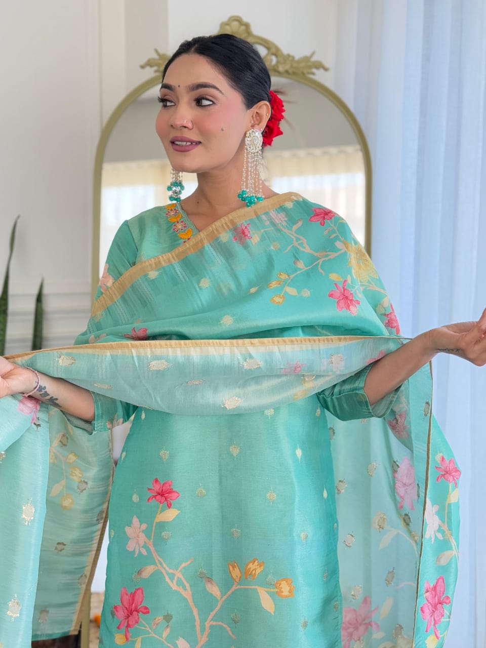 Women Mint Green Pure Simmer Jacquard Kurta Pant and Dupatta set