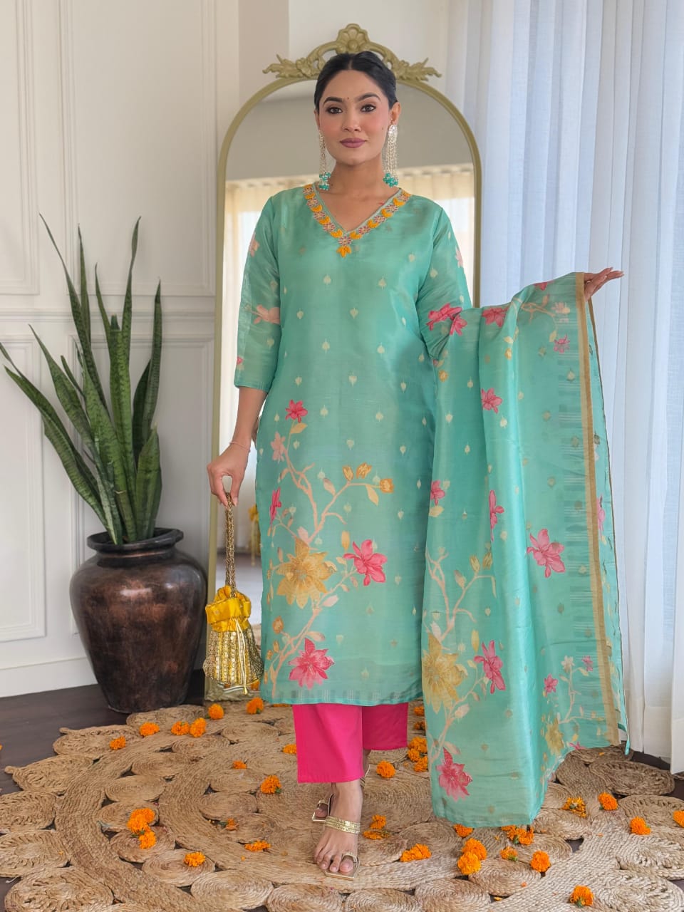 Women Mint Green Pure Simmer Jacquard Kurta Pant and Dupatta set