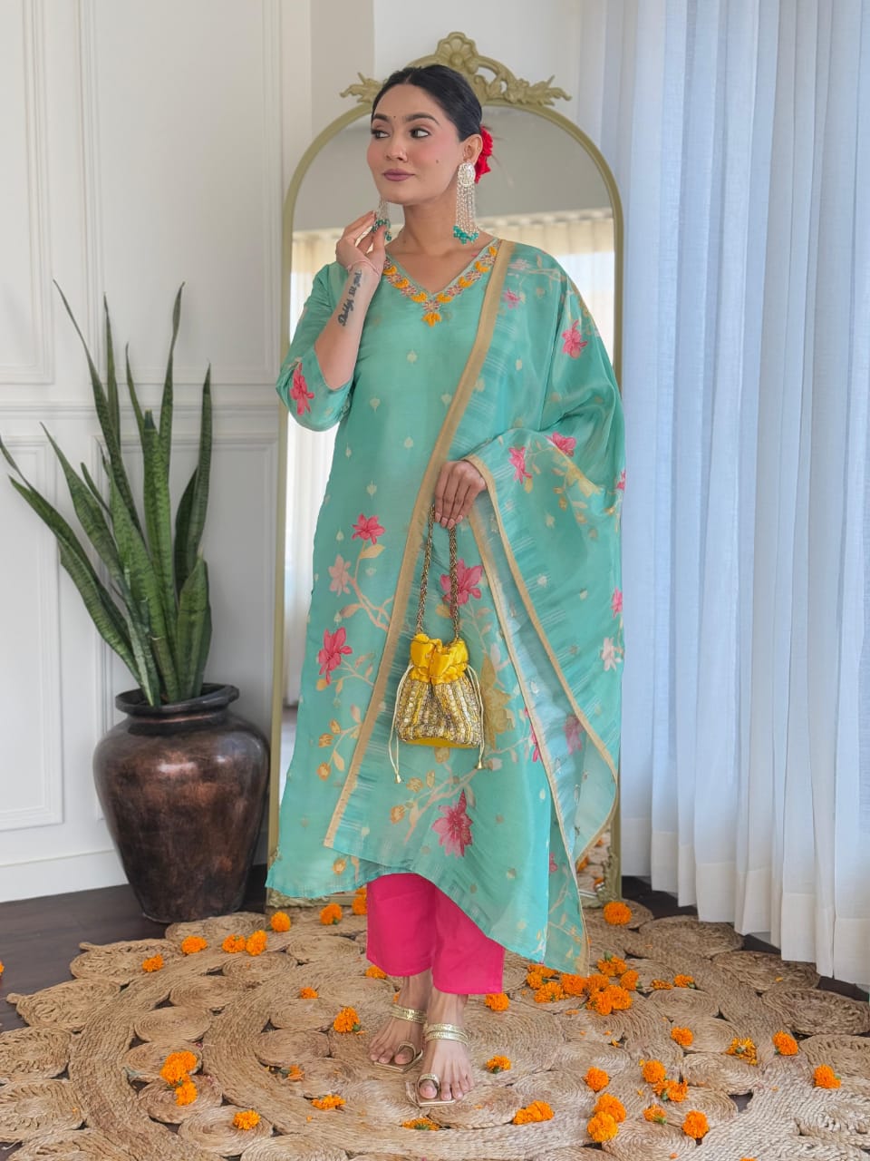 Women Mint Green Pure Simmer Jacquard Kurta Pant and Dupatta set