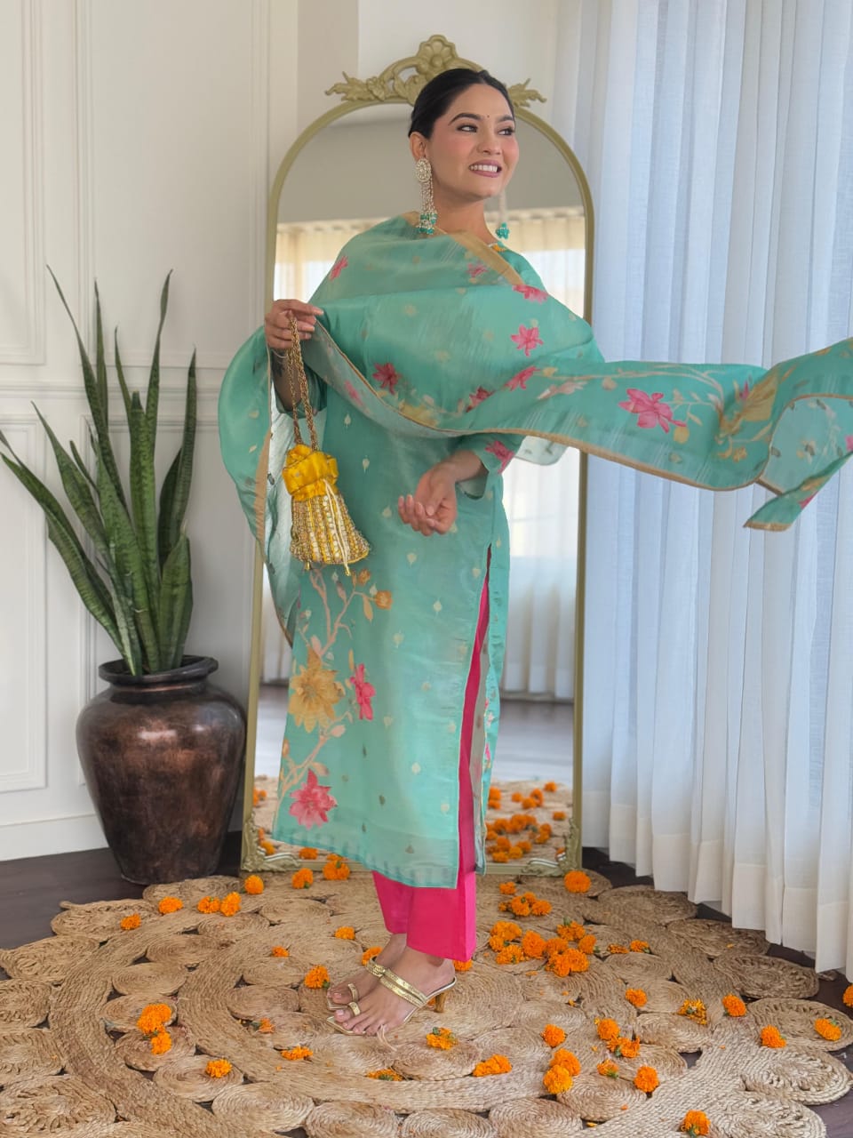 Women Mint Green Pure Simmer Jacquard Kurta Pant and Dupatta set