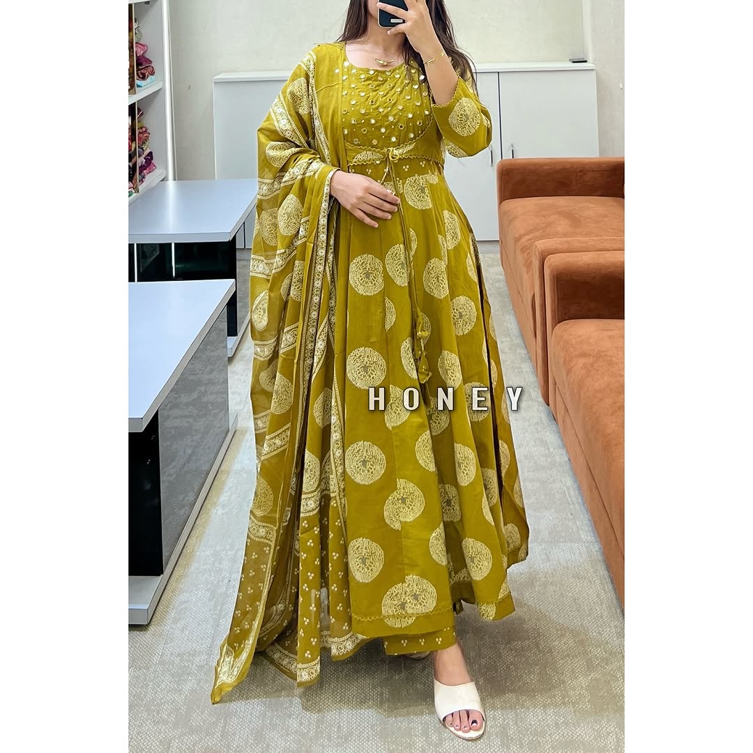 Women Arylide Yellow Cotton Shrug Pattern Kurta Pant and Dupatta set