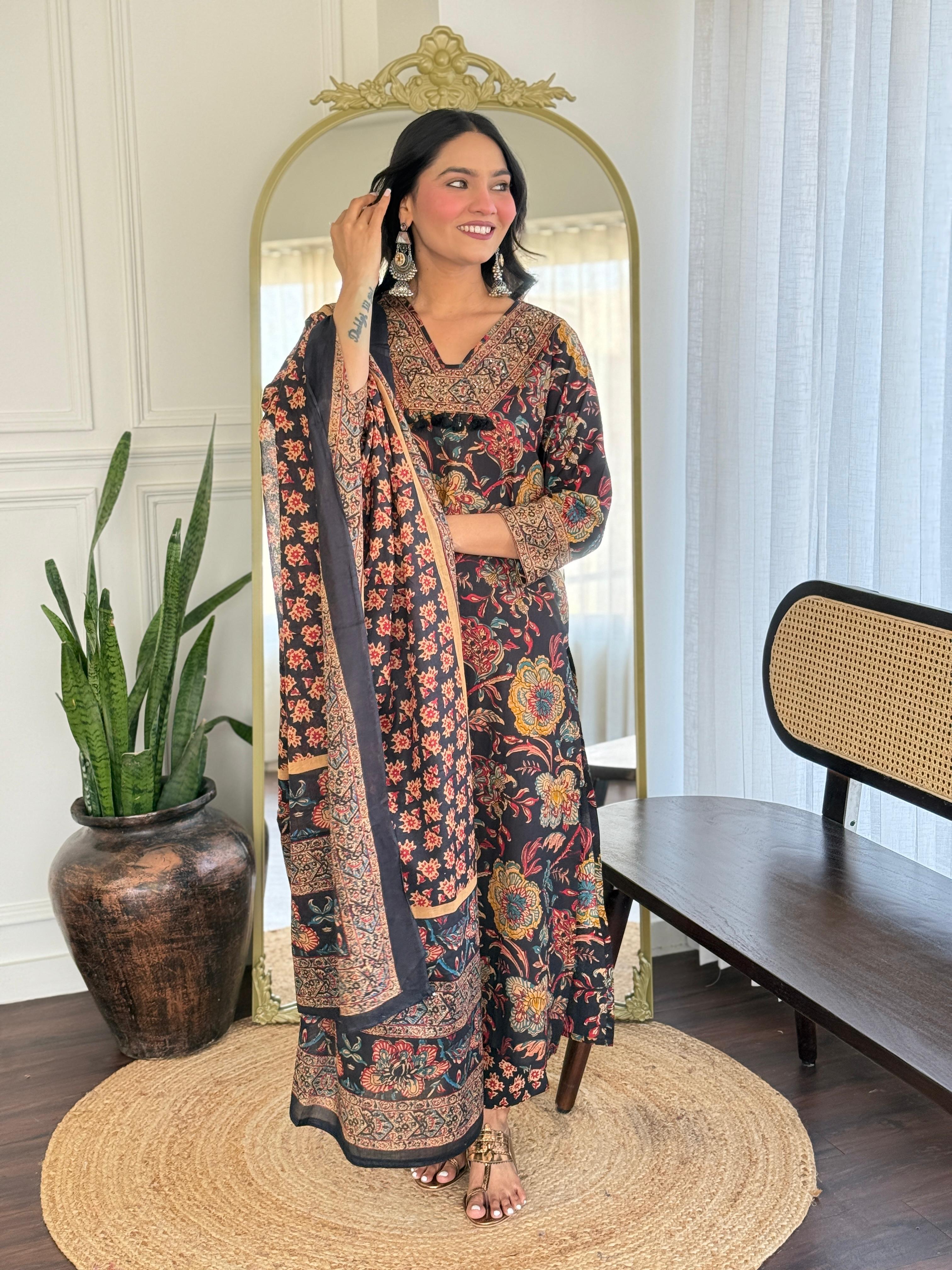 Women Multicolor Cotton Tussle Kurta Pant and Dupatta set
