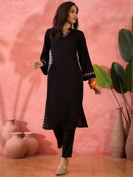 Women Black Cotton Embroidery Pocket Kurta Pant set