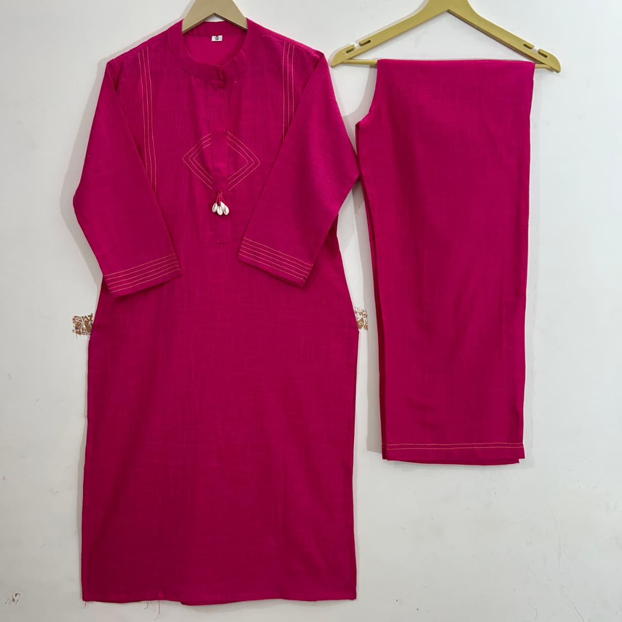 Women Pink Cotton Embroidery detailing Kurta Pant set