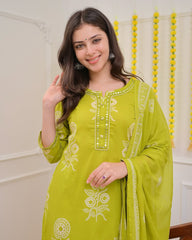Women Green Cotton Discharge Print Kurta Pant and Dupatta set
