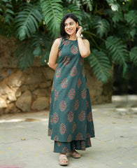 Women Dark Green Cotton Womanhood Kurta Palazzo set