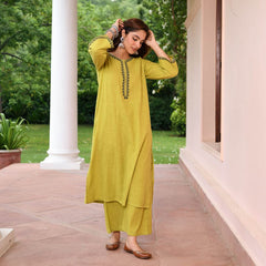 Women Yellow Cotton Thread Elegance Kurta Pant set