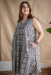 Women Black Print A-line Silhouette Cotton Kurta Pant set