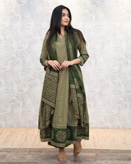 Women Green Cotton Angrakha Zigzag Kurta Pant and Dupatta set