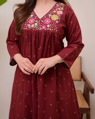 Women Maroon Cotton Summer desire Embroidery Kurta Pant set