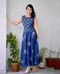 Women Blue Leaves Cotton Top and Skirt Set