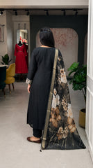 Women Black Roman Silk Kurta Pant and Chanderi Dupatta set