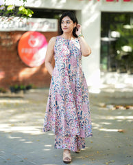 Women Multi Cotton Womanhood Kurta Pant Set