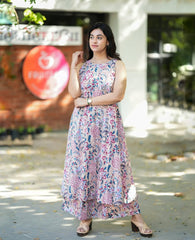 Women Multi Cotton Womanhood Kurta Pant Set