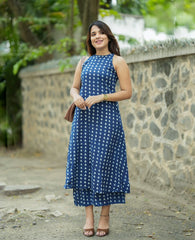 Women Blue Cotton Womanhood Kurta Pant set