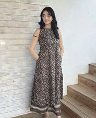Women Brown Cotton Womanhood Sadabahar Kurta Pant set