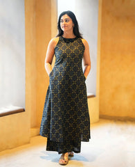Women Blue Cotton Womanhood Petals Kurta Pant set