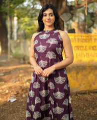 Women Wine Cotton Womanhood Lutea Kurta Pant set