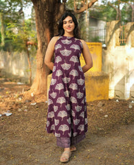Women Wine Cotton Womanhood Lutea Kurta Pant set