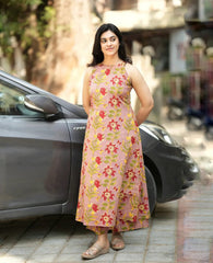 Women Pink Floral Cotton Womanhood Kurta Pant set